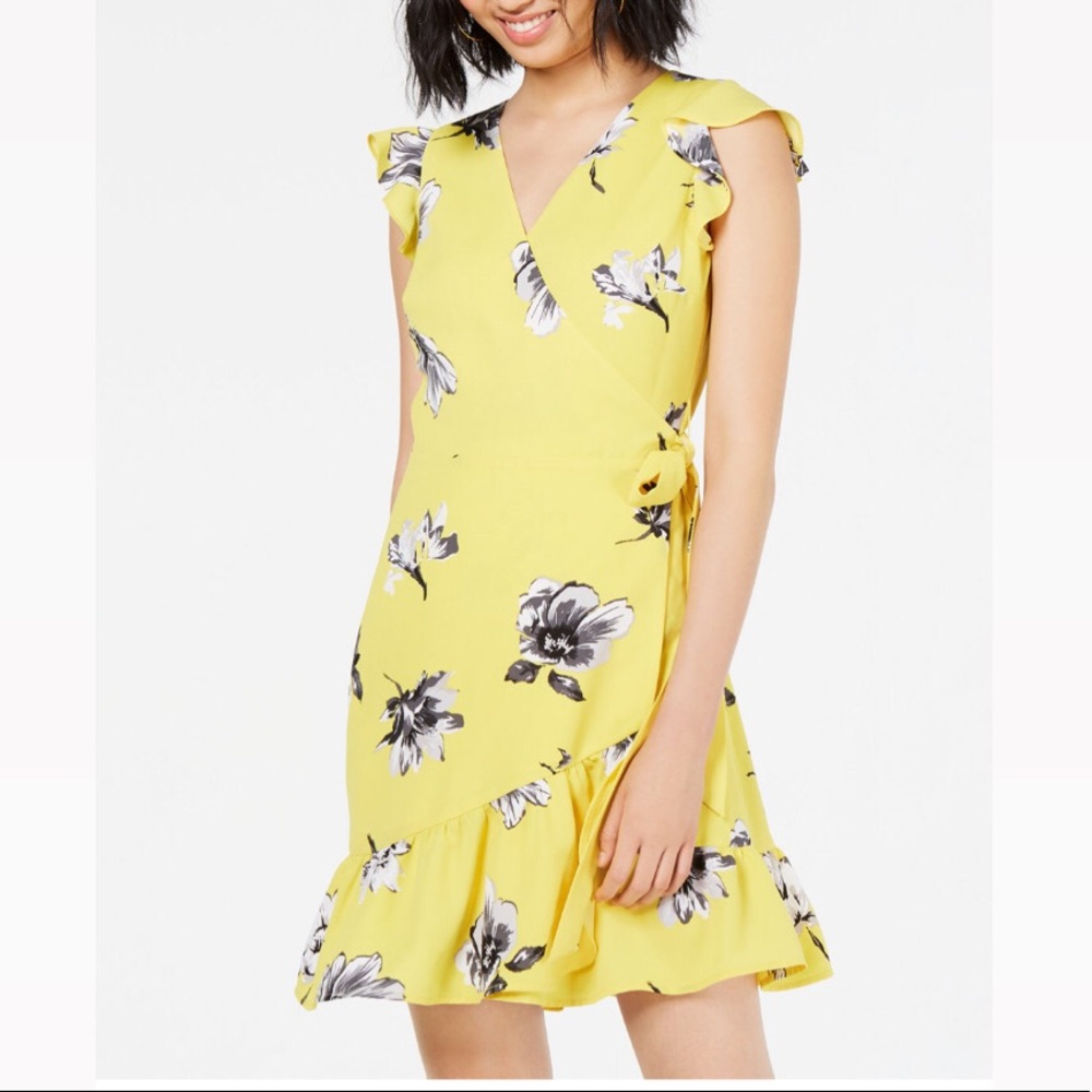 BAR III DRESS - 𝗚𝗥𝗔𝗣𝗛𝗜𝗖 𝗕𝗟𝗢𝗢𝗠